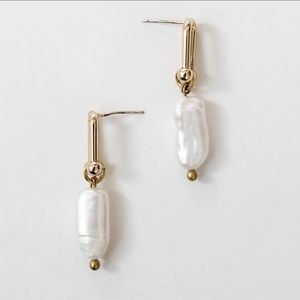A B Ellie Gold Pearl Drop Earrings